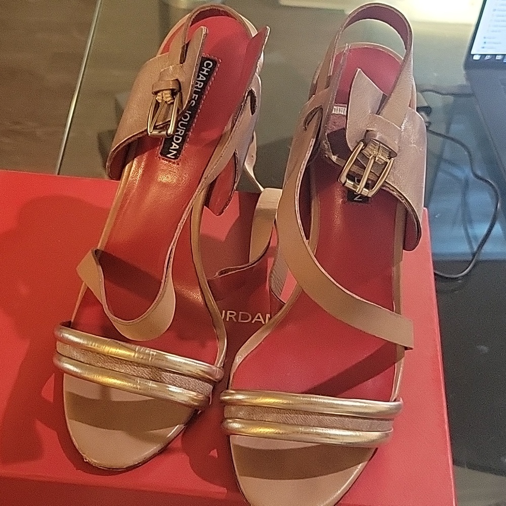 Sandals - Picture 2 of 5